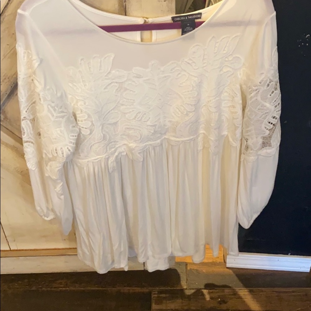 Women’s Versona Top